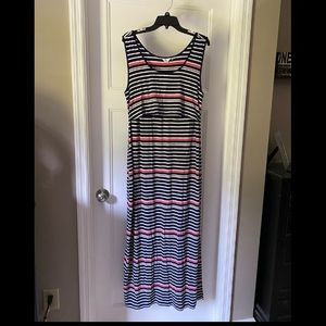 XL Maternity and Nursing Stitch Fix Maxi Dress